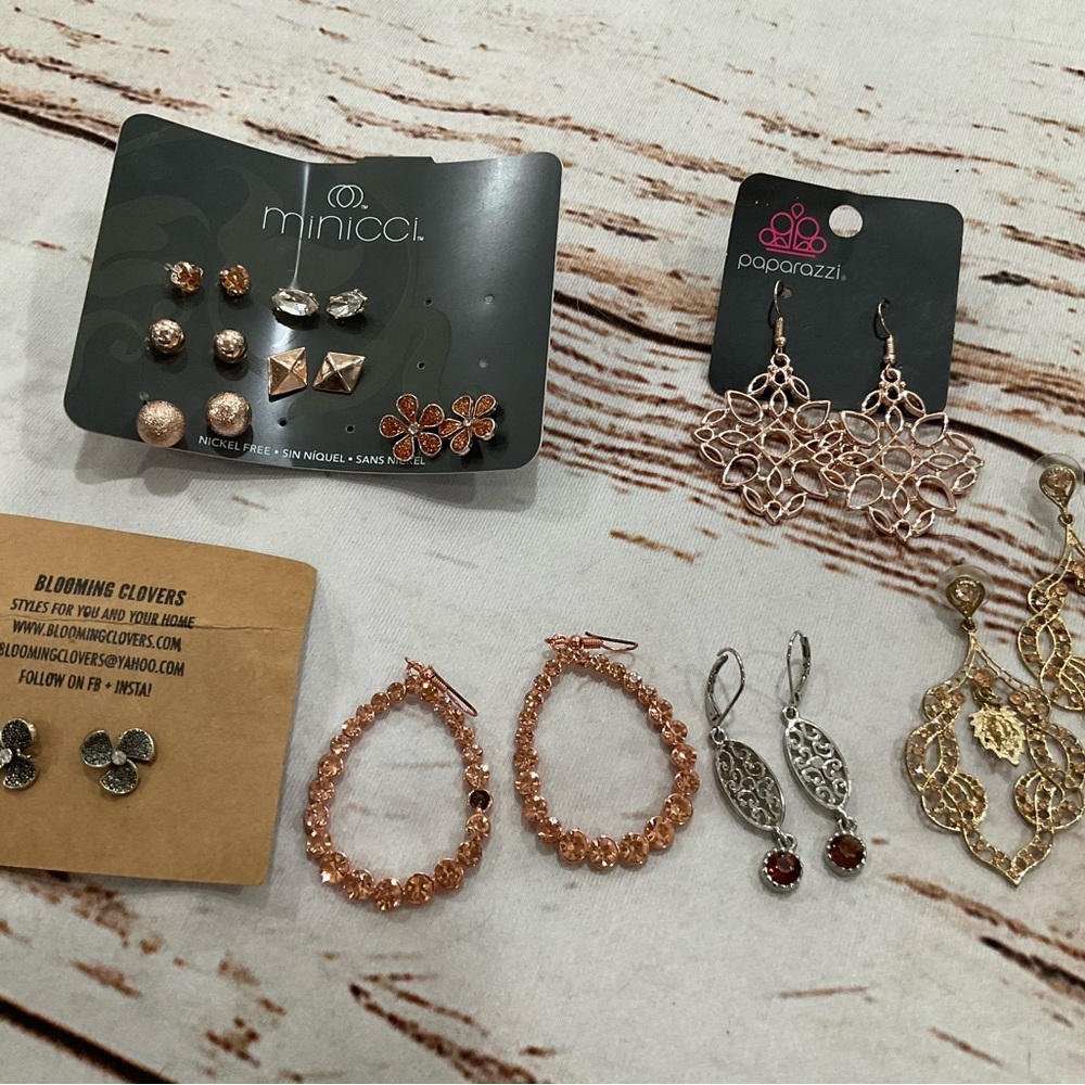 FASHION EARRING BUNDLE - Picture 7 of 7